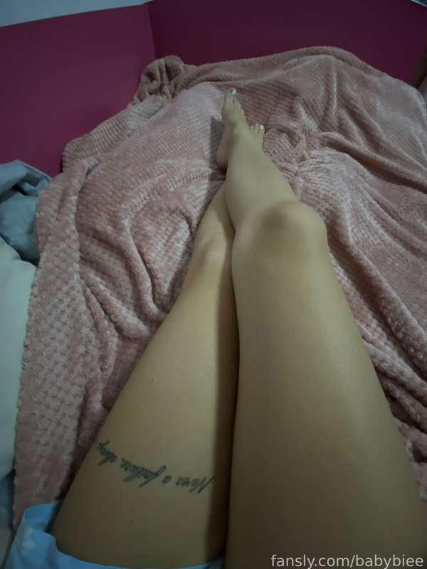 Does anyone loves feet?😩
#feet #toes #fyp