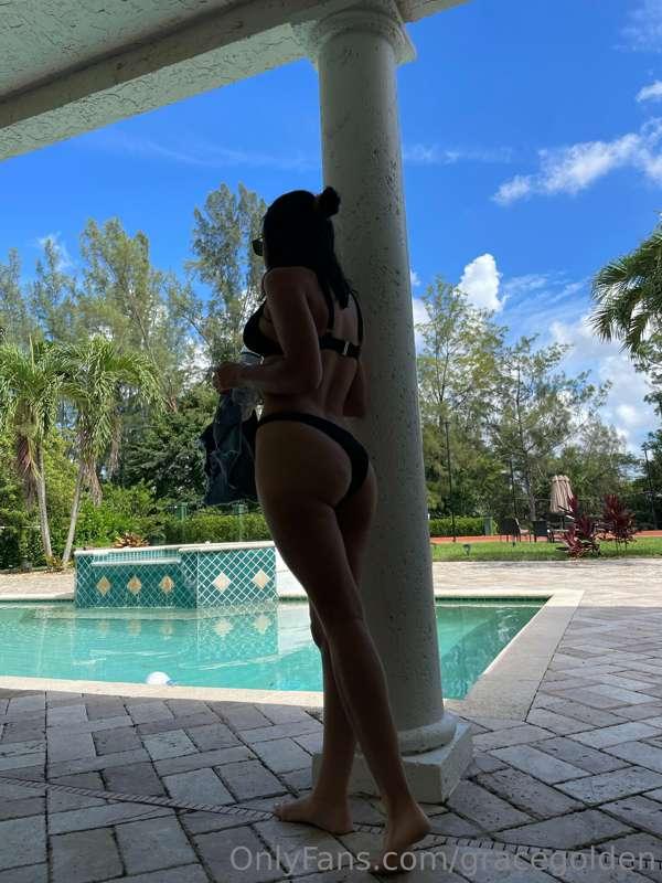 Hot and unbothered