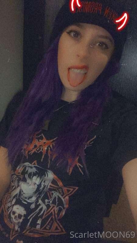 scarletmoon69 image #0