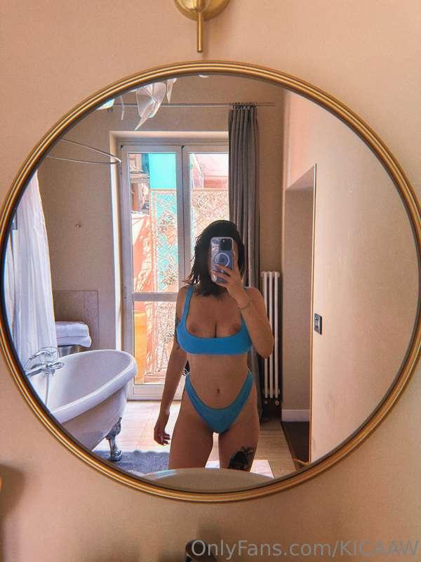 Your fave boobs😊