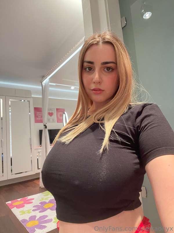 Beautiful selfies for you today! I want to wish you a good d..