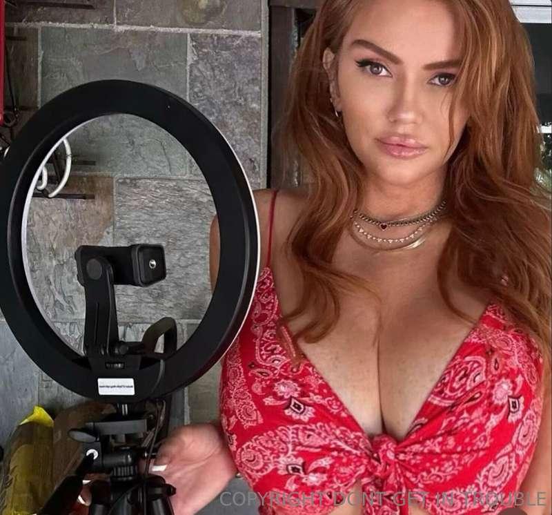 Hoy tendré live otra vez con la maravillosa @tamarasuethorne..