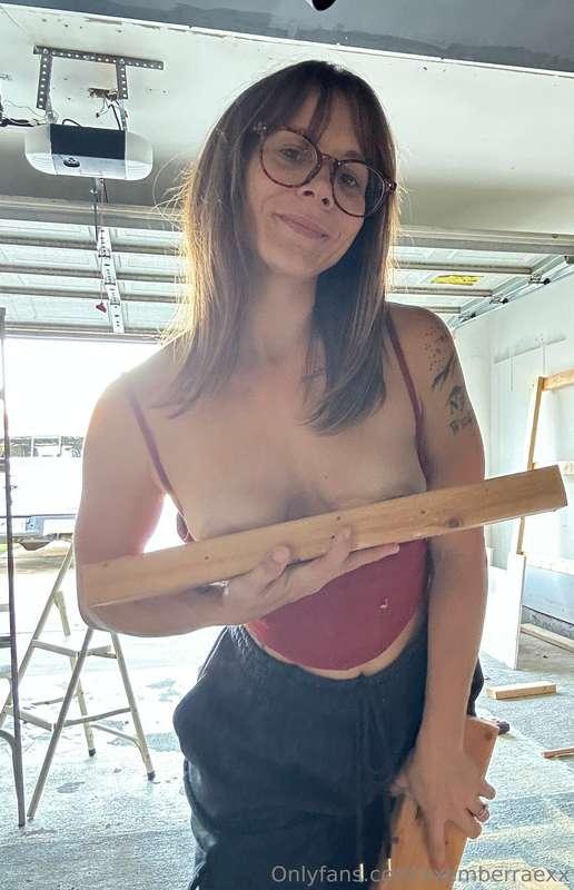 I love wood on my titties 🤭 Wood you suck my titties? Do I m..