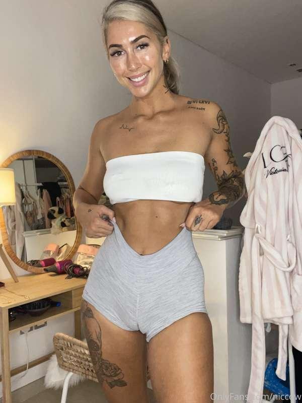Took a video in this outfit with my big PHAT CAMEL TOE WHOOO..