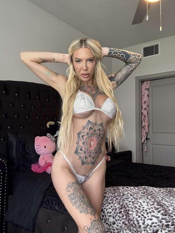 itscassidyluxe image #0