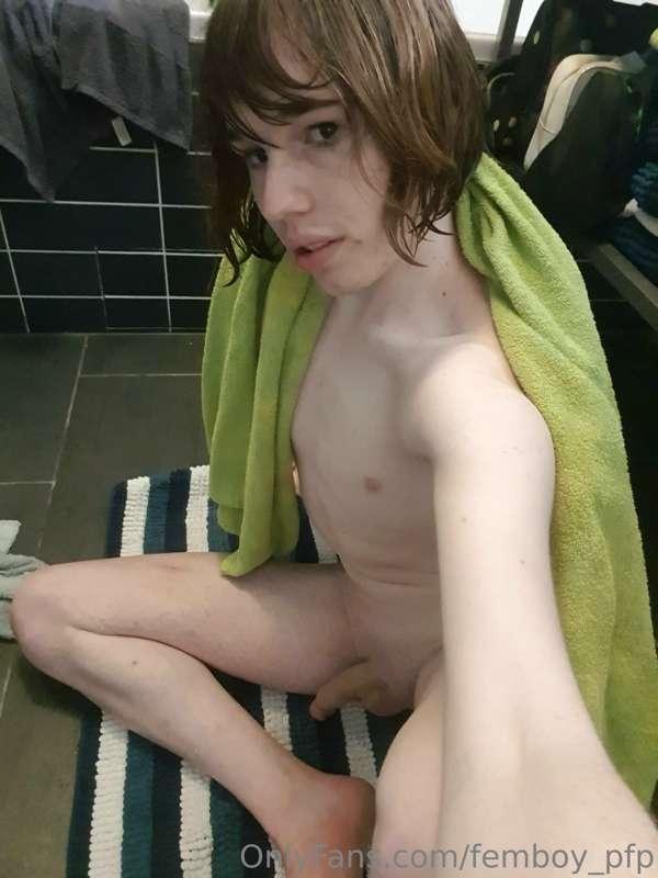 femboy_pfp image #4