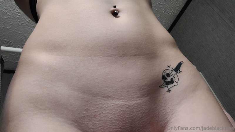 Forgot to show you guys my new tattoo! ✨🔪💀✨Sub to my paid to..