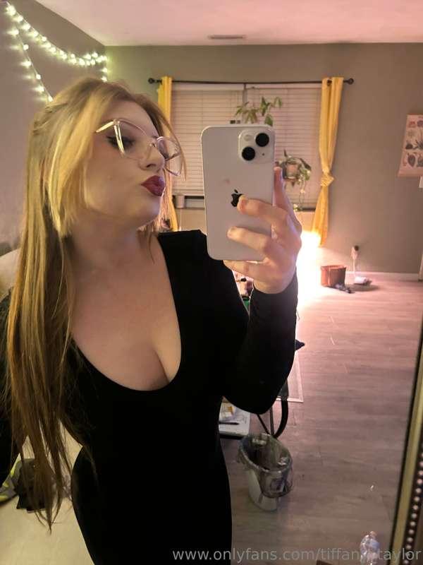 recording tonight 😊 what do you guys wanna see?