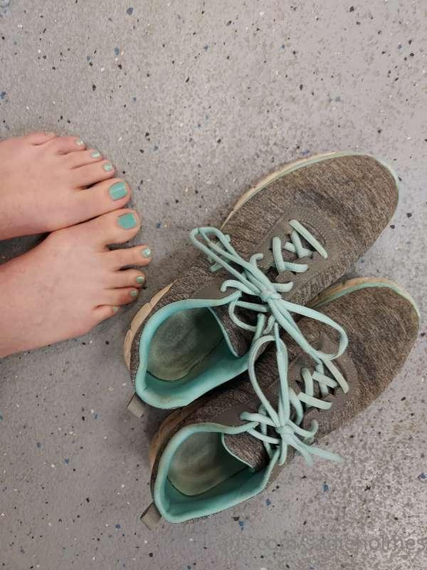 It's almost flip flop weather where I live! I can't wait to ..