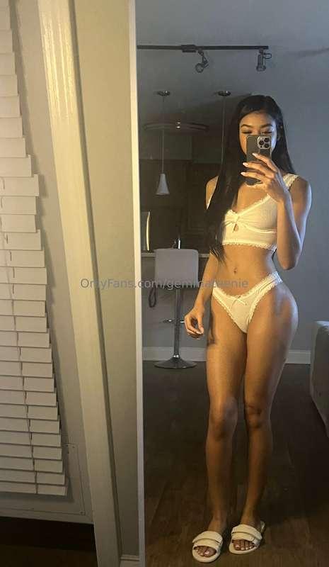 Baby slap that cock on my ass and tip $10 ifyou’d fuck me🥵