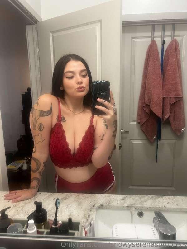 Ever imagined the perfect naughty surprise? 🍬🎁