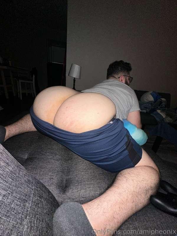 He’s got a nice ass 🤭 if you do let me see it 🫢👀 @callmebaby..