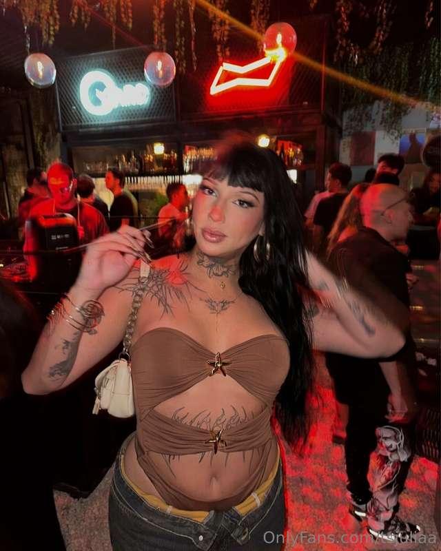 BIRTHDAY GIRL yayyy 🎉i need a gift babe? 😜😋