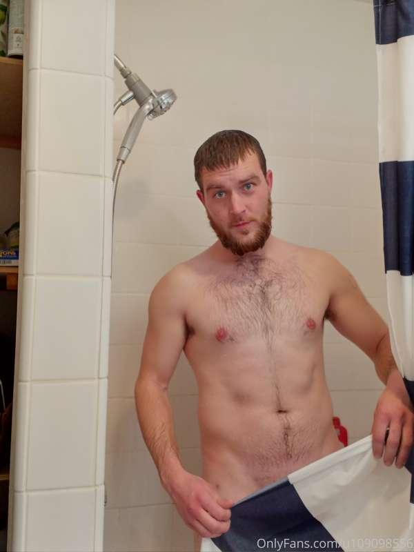 Shower with me??? 😀 😉