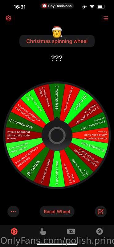 ❤️💚 Christmas spinning wheel ❤️💚

Want to win 6 months free ..