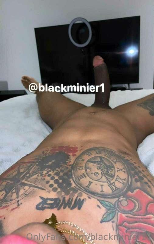i need my dick sucked @blackminier11
