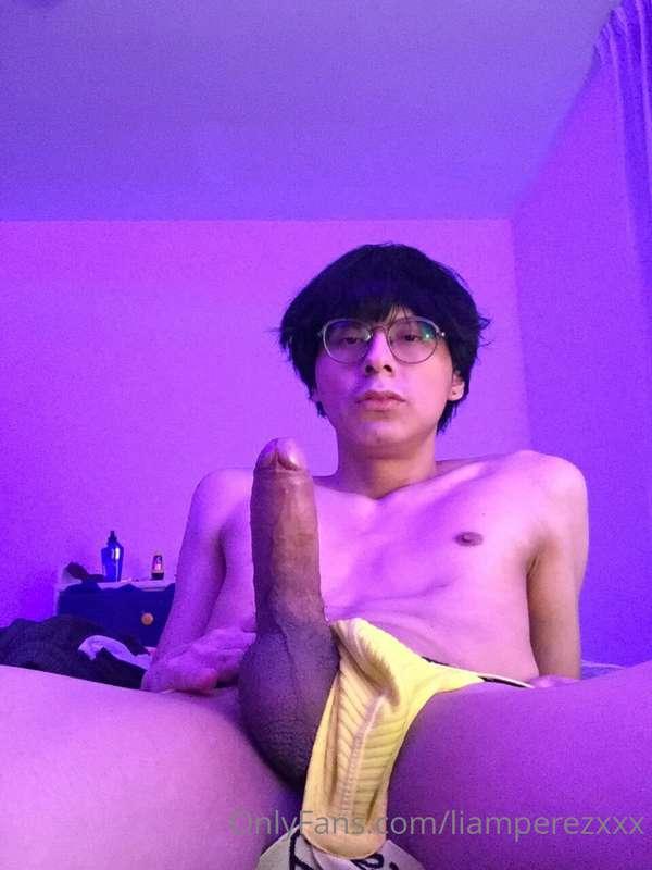 I love how my dick looks in this picture 😍😍😍😍😍🥴🥴🥴🍆🍆💦💦