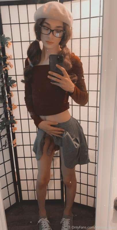 Got a new shirt 🥰 video will be posted soon!