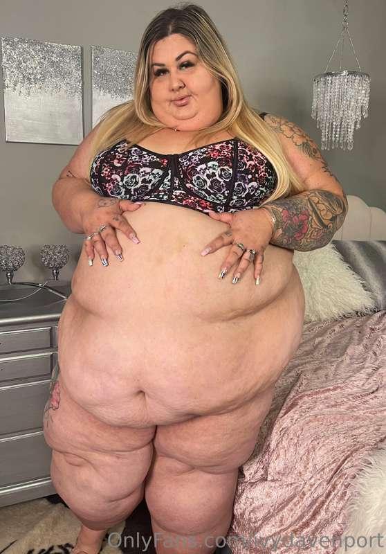 ivydavenport image #0