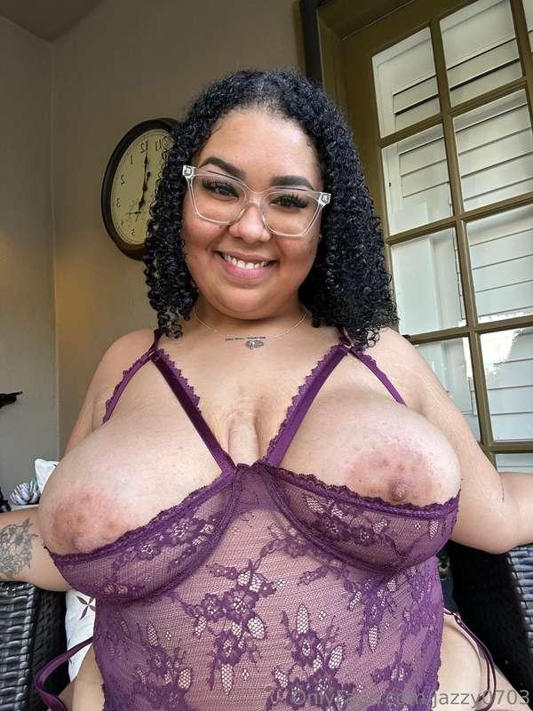 My nipples need some attention 😌😙