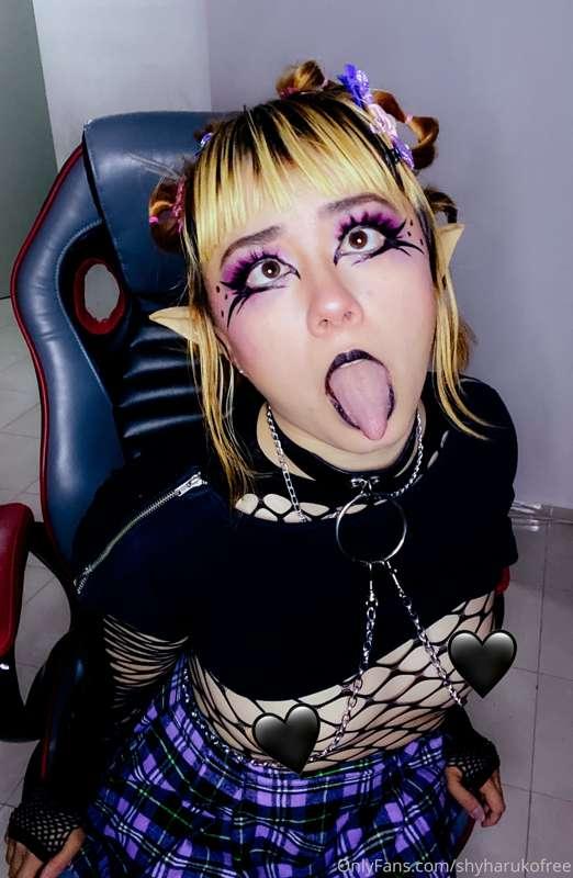 I don't rly do aheago faces but here it is...LOL! BTW 60% OF..