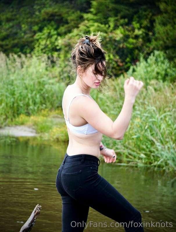 🐸