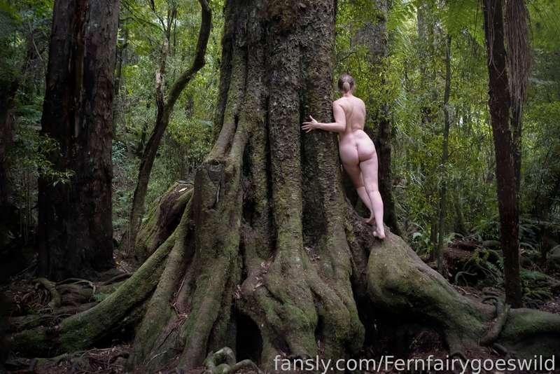 Trying to be one with the tree

#butt #ass #naked #natural #artistic #classy #girlnextdoor