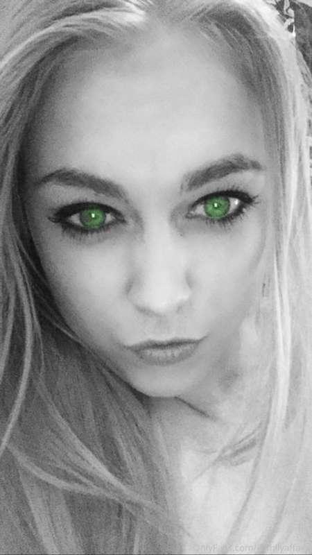 good morning sweeties hope you had naughty dreams . I know I..