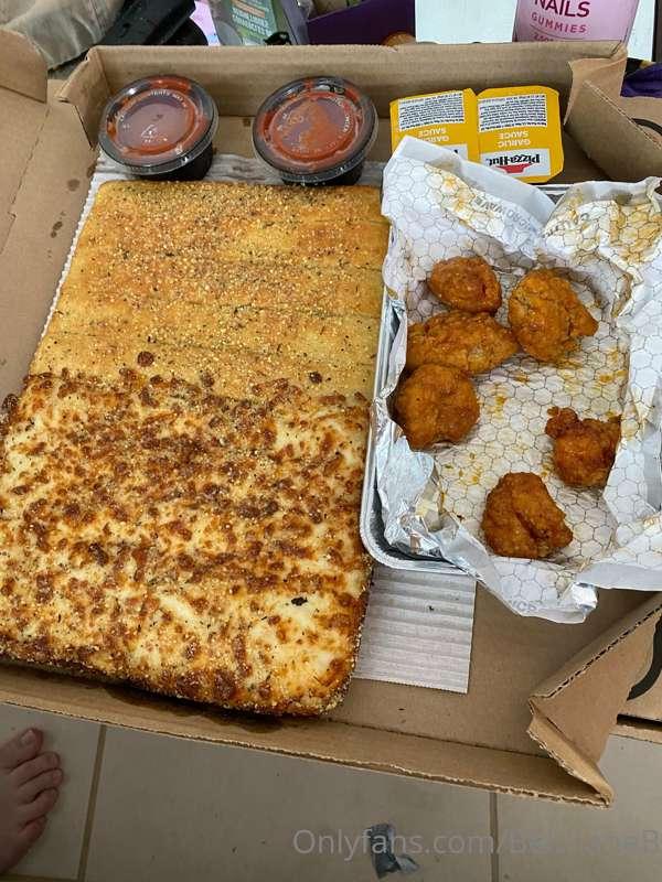 Breadsticks for days
