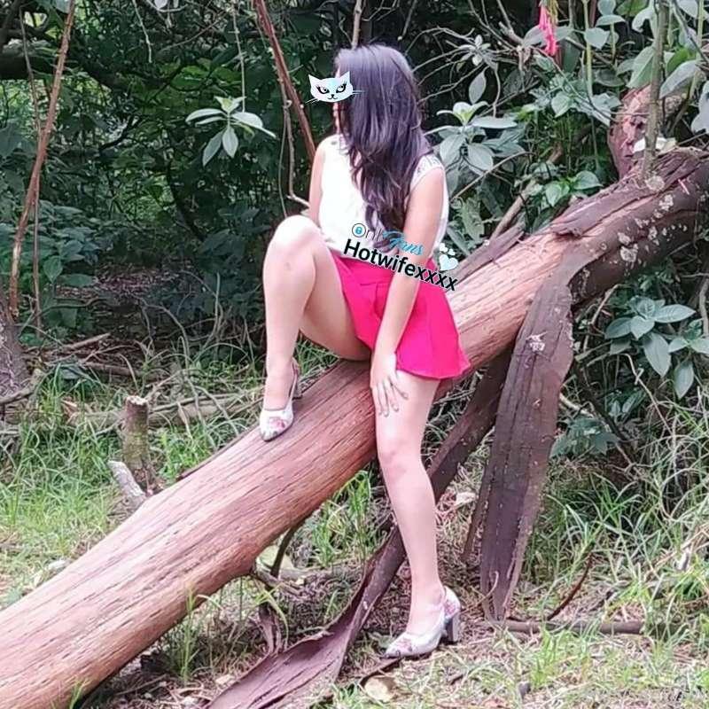 hotwifexxxx image #4