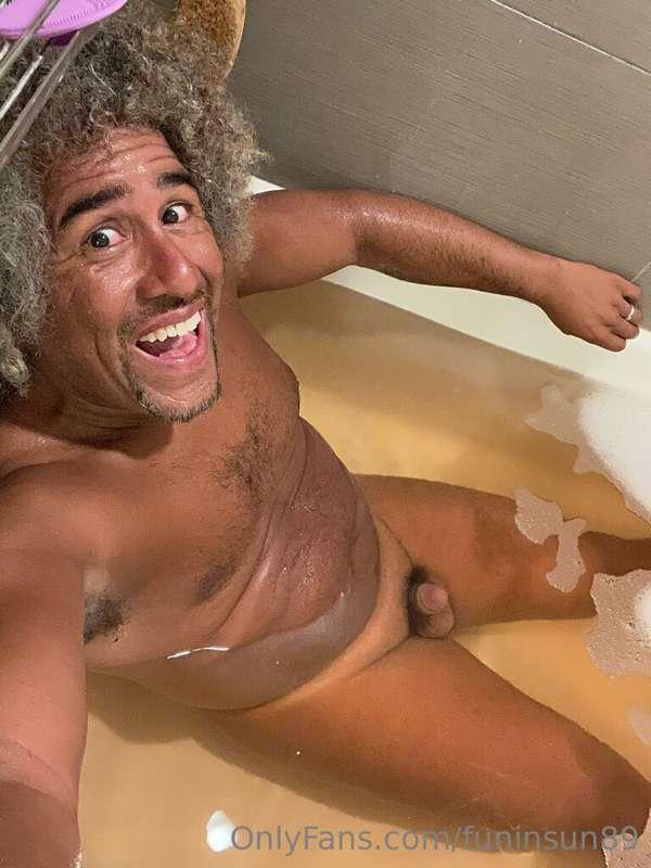 Various bath time photos!  After all, who doesn't love a goo..