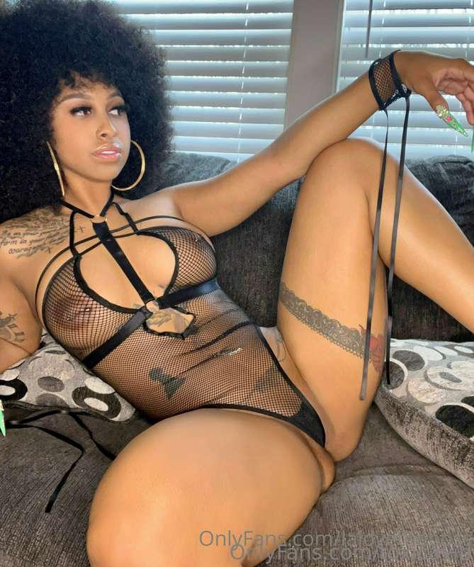 my bf @lalovetheboss is letting me give you guys a free tria..