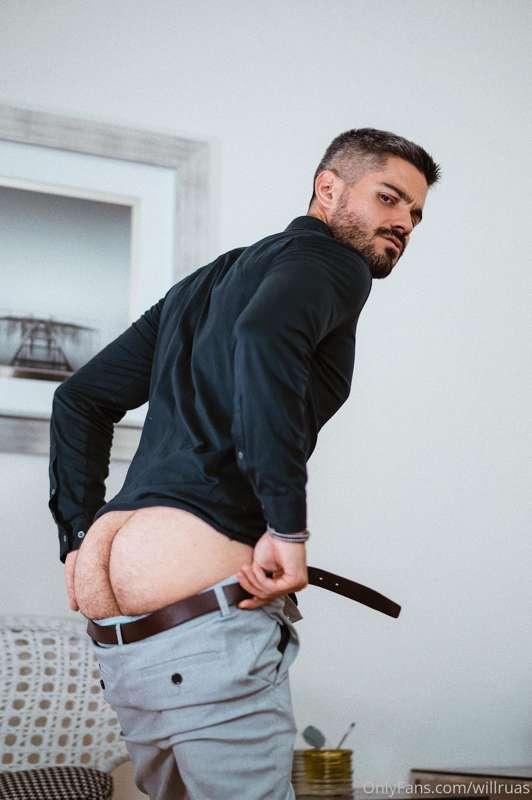 Come to me please! Lick it! 😋