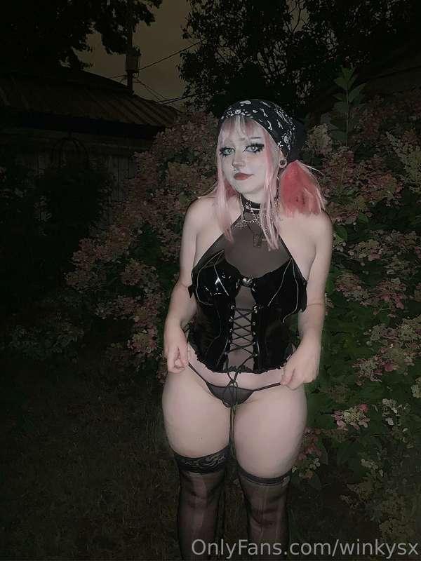 ik I could show more skin but I tought it was really cute :3