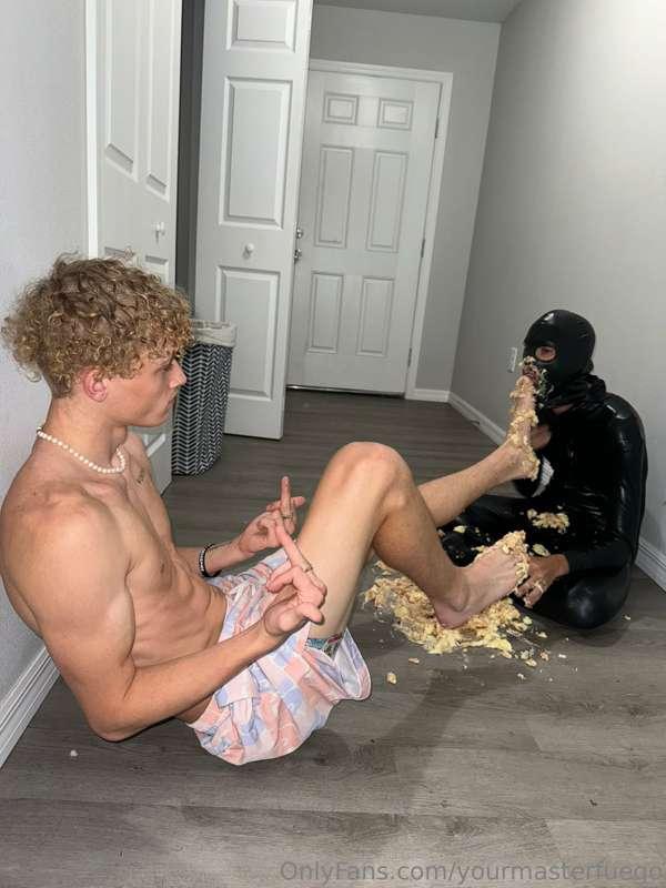 yourmasterfuego image #0