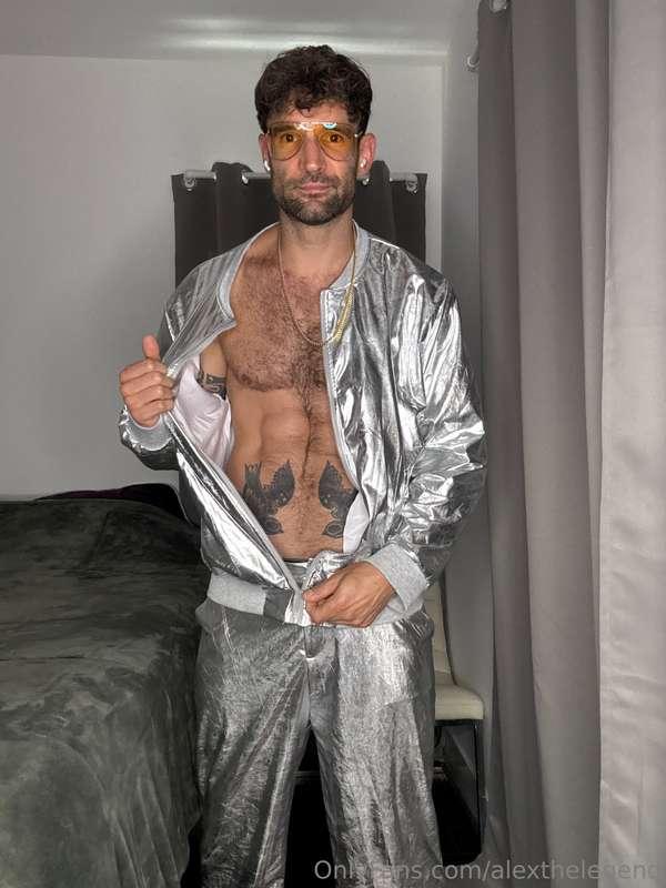 Keep looking, I don’t mind.