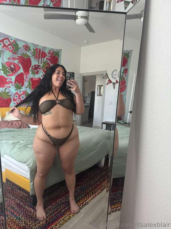Should I post some swim pics? 😈
