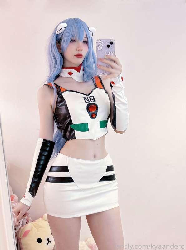 Rei Ayanami cosplay 🖤 posting set tomorrow for subs :3