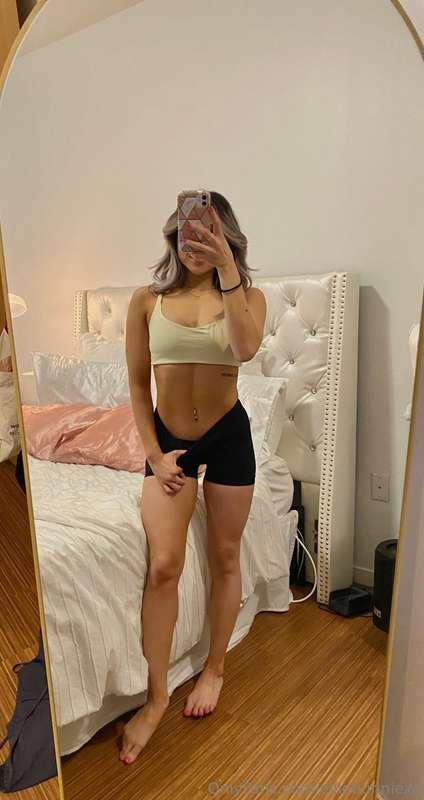 How do I look in this tight little set? 😉 Does it look bette..