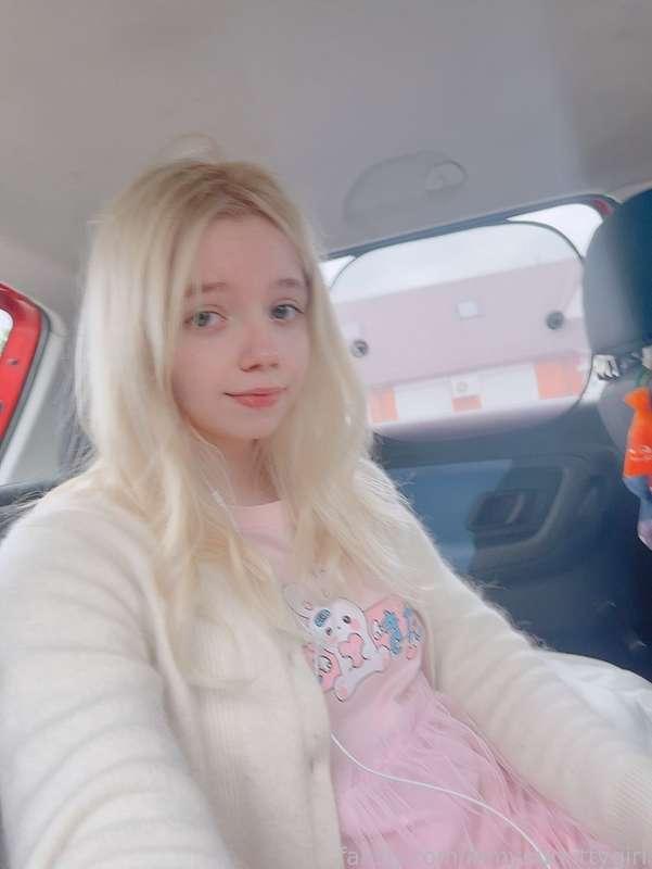 iamyourkittygirl image #2