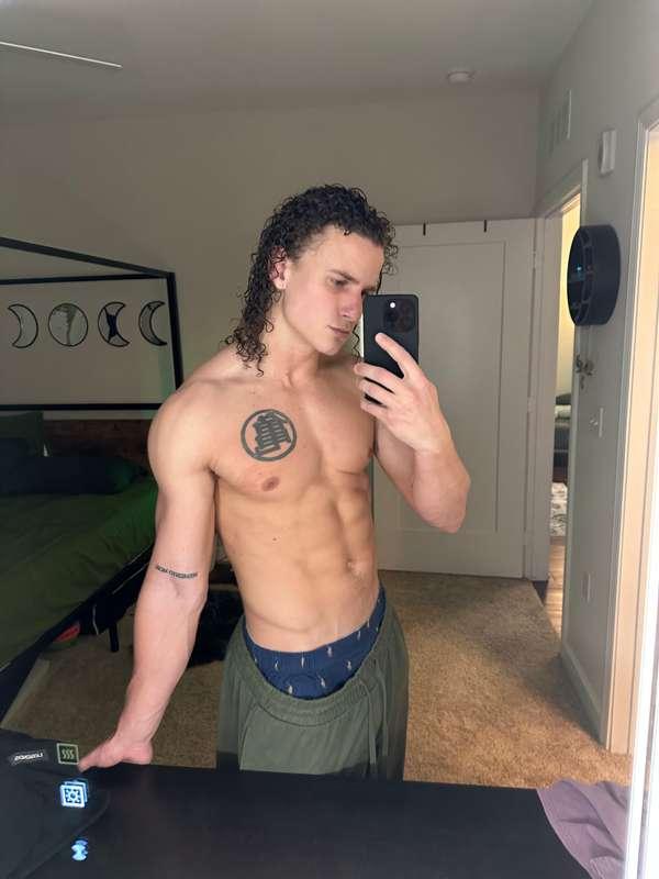 curlyheadedfck image #0