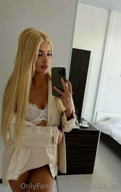 👀you can make juicy pussy wet? 💦 Let's have fun? ❤️😗