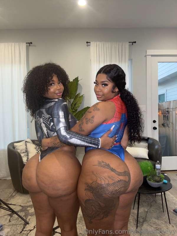 Going Live with @nevvycakes on my FREE account 🫶🏾💕 @urlilbab..
