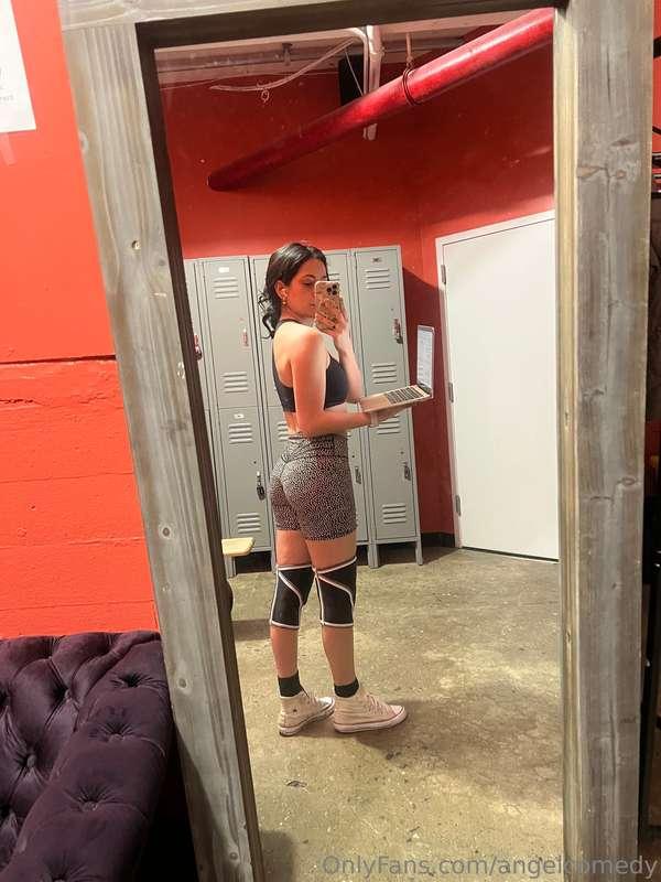 Tried to do remote work from the gym. I almost died trying t..