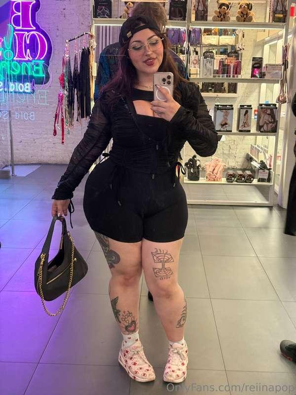 eating so much good food in New York!! museum of sex was sup..