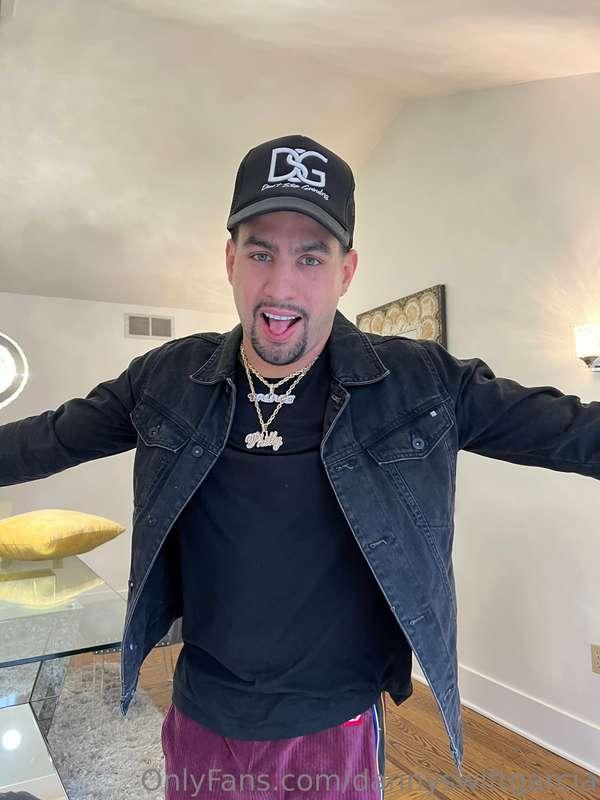 Fly enough to do better but pimp an enough to not give a fuc..