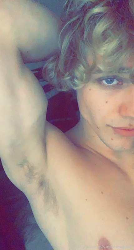 Hope everyone is having a good day 😊😉😉☀️ 👀