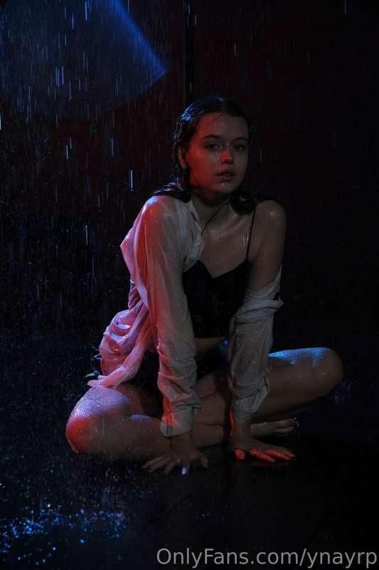 you like me when im wet? 😊