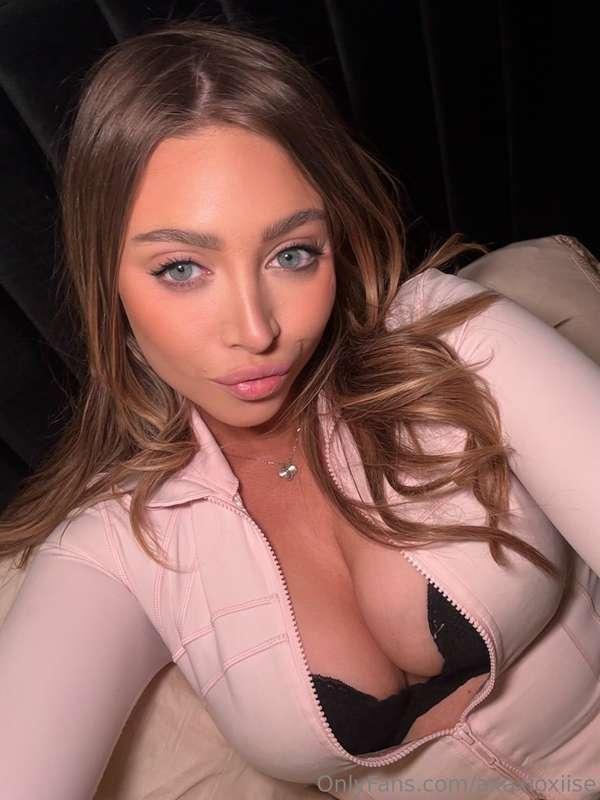 Be honest… are my tits big enough to make you hard? 🍒