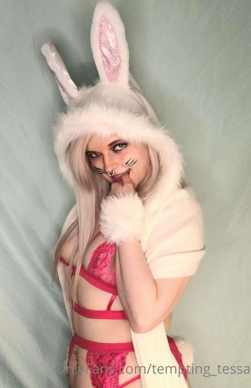 Sexy easter bunny sends you a HOT kiss 💋 

🍑🍑Set #2🍑🍑